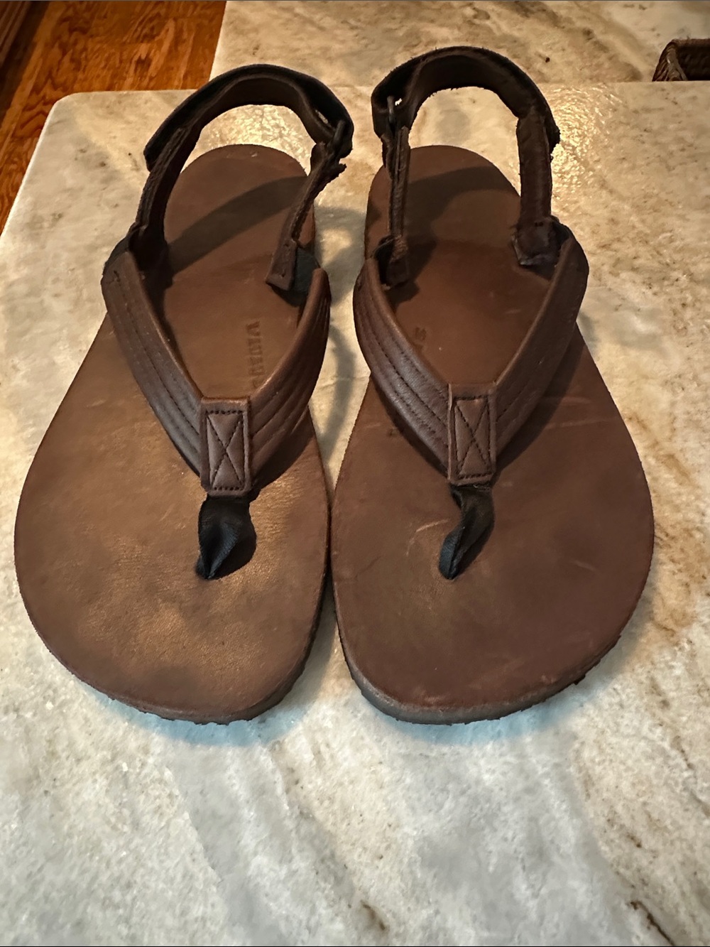 Brown Women's Leather Toe-Post Sandals - Picture 5 of 5